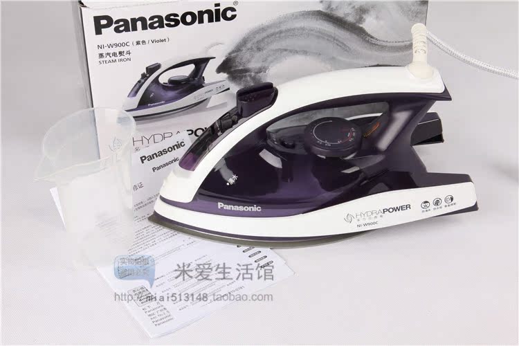 là hơi nước Bàn ủi hơi nước đa chức năng Panasonic Steam Iron NI-W900C - Điện sắt bàn ủi hơi nước đứng philips gc514