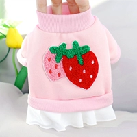 Розовая клубника