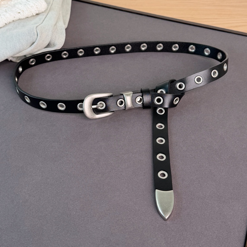 26 Spring Millennium Y2K Street Style Cool Outfit Studded Eyelet Belt Two-Layer Cowhide Leather Belt with Low-Rise Jeans