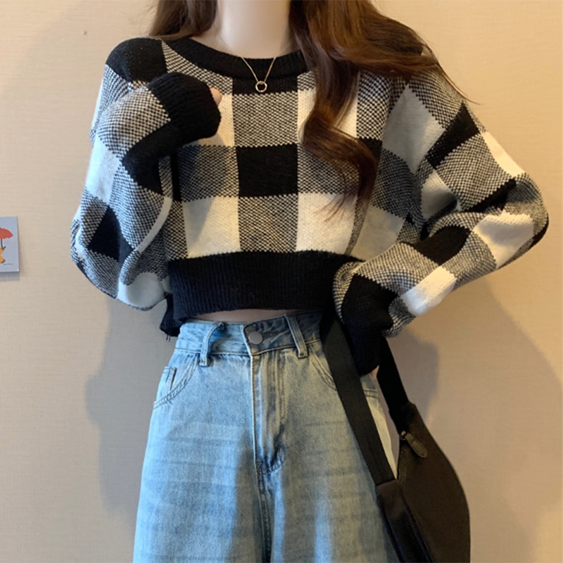 Short Knitted Base Sweater for Women, Early Spring 2026 New Style, High-Waisted Inner Sweater, Petite Size, High-End Style Top