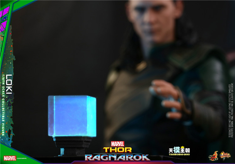 Купить атрибутику Фигурка Локи Thor 3 Ragnarok HOT TOYS Коллекционная мерчандайз