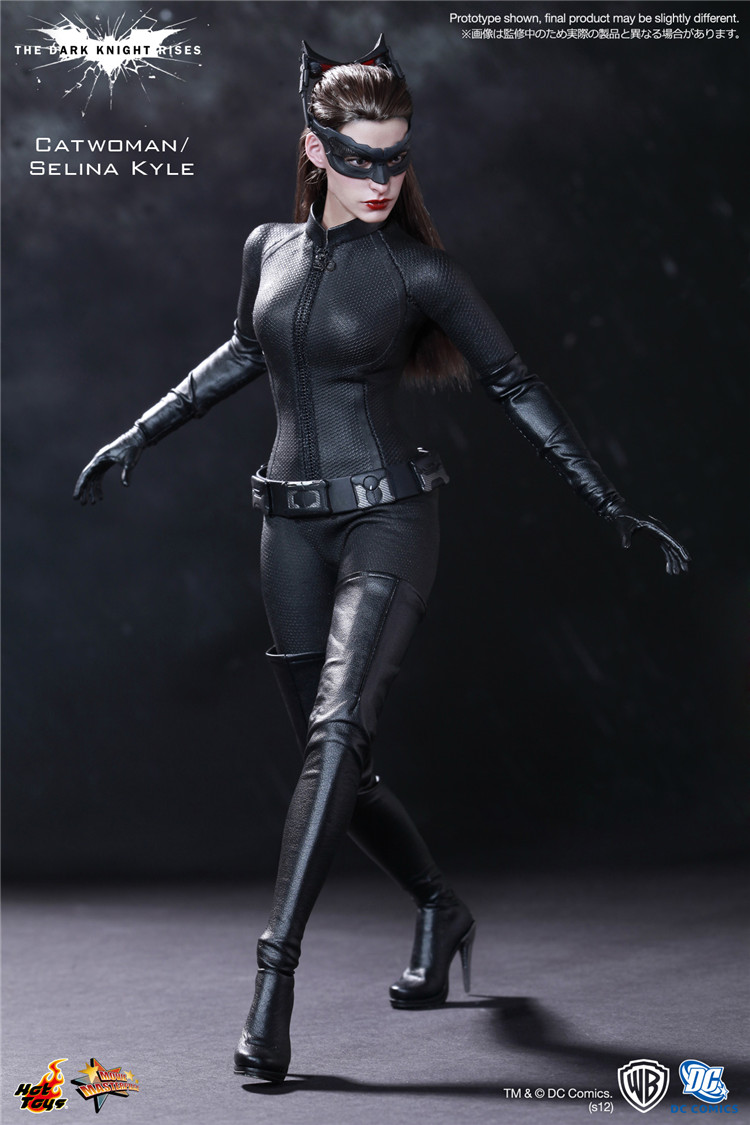 Купить атрибутику Фигурка Женщины-кошки HOTTOYS 1/6 Селины Кайл Коллекционная атрибутика