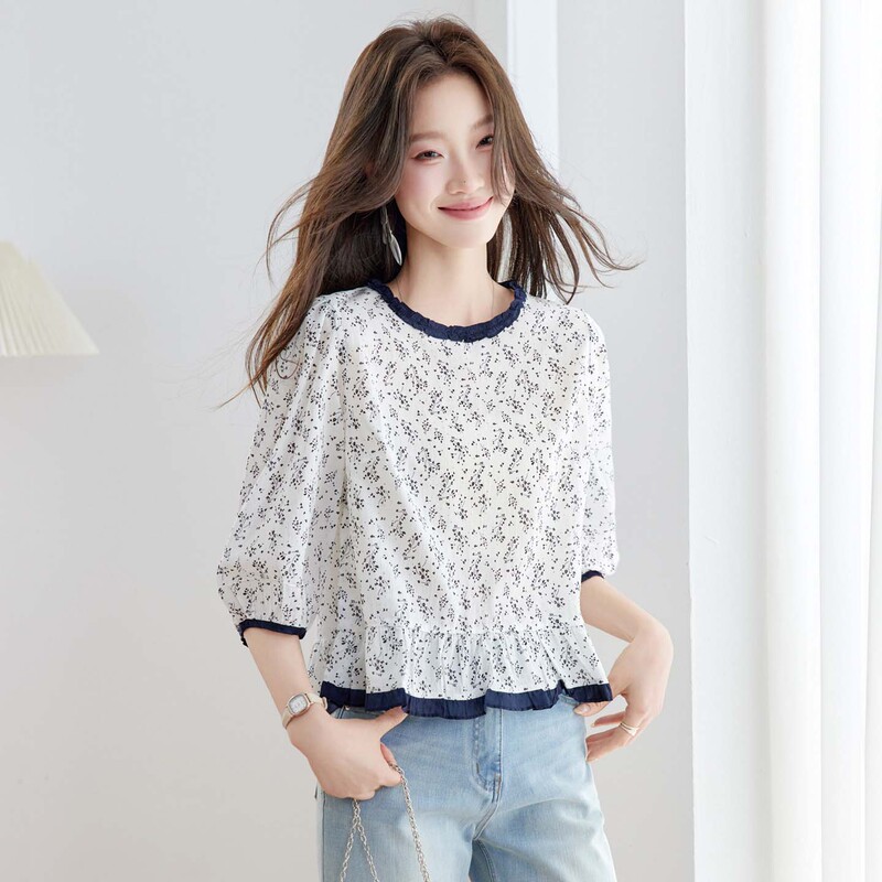 White Mulberry Silk Blouse with Ruffled Edges and Floral Print, Three-Quarter Sleeves, Women's Style, 2026 New Summer Fashion, Super Pretty Top White Mulberry Silk Blouse with Ruffled Edges and Floral Print, Three-Quarter Sleeves, Women's Style, 2026 New Summer Fashion, Super Pretty Top