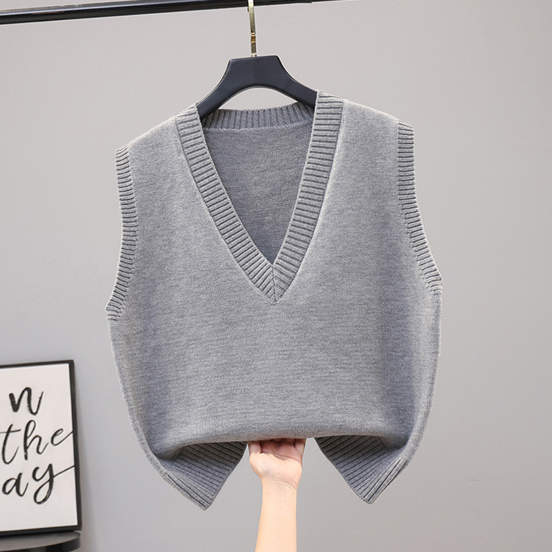 Layered Knitted Vest for Women, 2025 New Spring and Autumn Outerwear, Stylish Sleeveless Sweater Vest for Layering