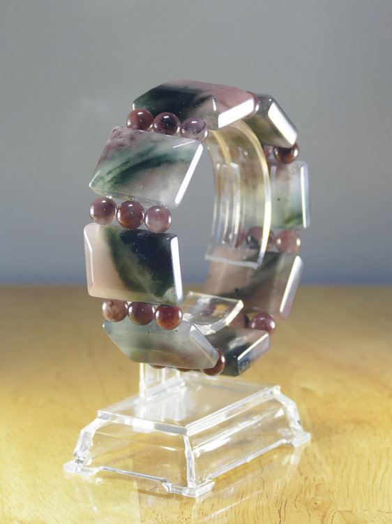 Natural Guilin Chicken blood jade Upper and fifth colored jelly jade Men's ice seed bouquets handmade Mood Square tank chain