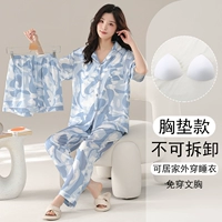 20006 Женщина