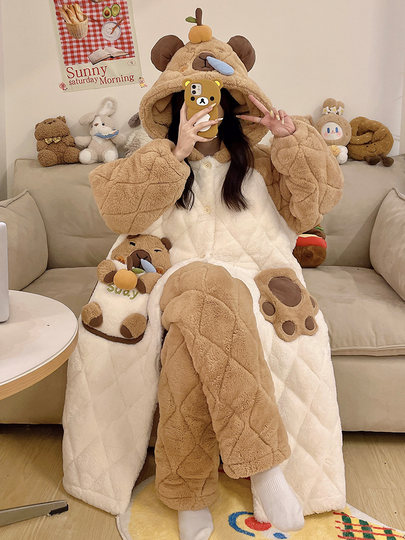 Autumn and winter Kapibara three-layer quilted nightgown for women coral velvet plus velvet thickened home wear pajamas set