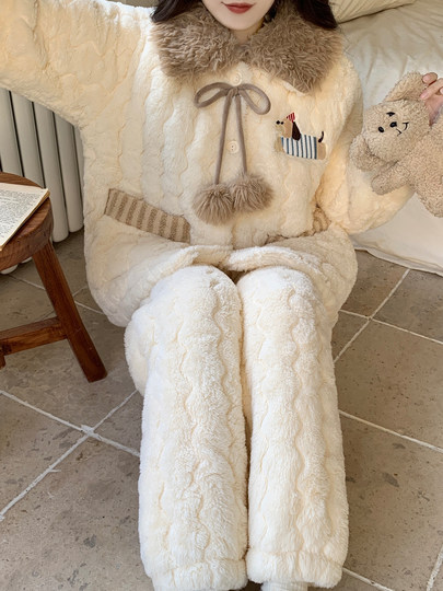 2026 New Autumn and Winter Three-Layer Quilted Dachshund Dog Pajamas for Women, Fleece-Lined and Thickened Coral Fleece Set, Loungewear