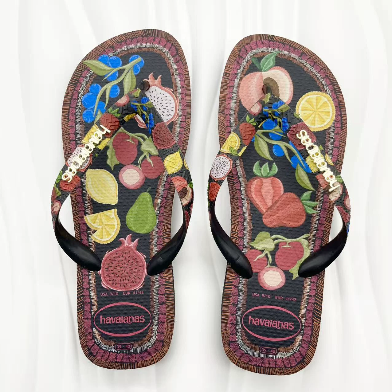 Хаваианас/Havaianas мужские сланцы с рисунком Marvel совместная коллекция, пляжные шлепанцы с антискользящей подошвой
