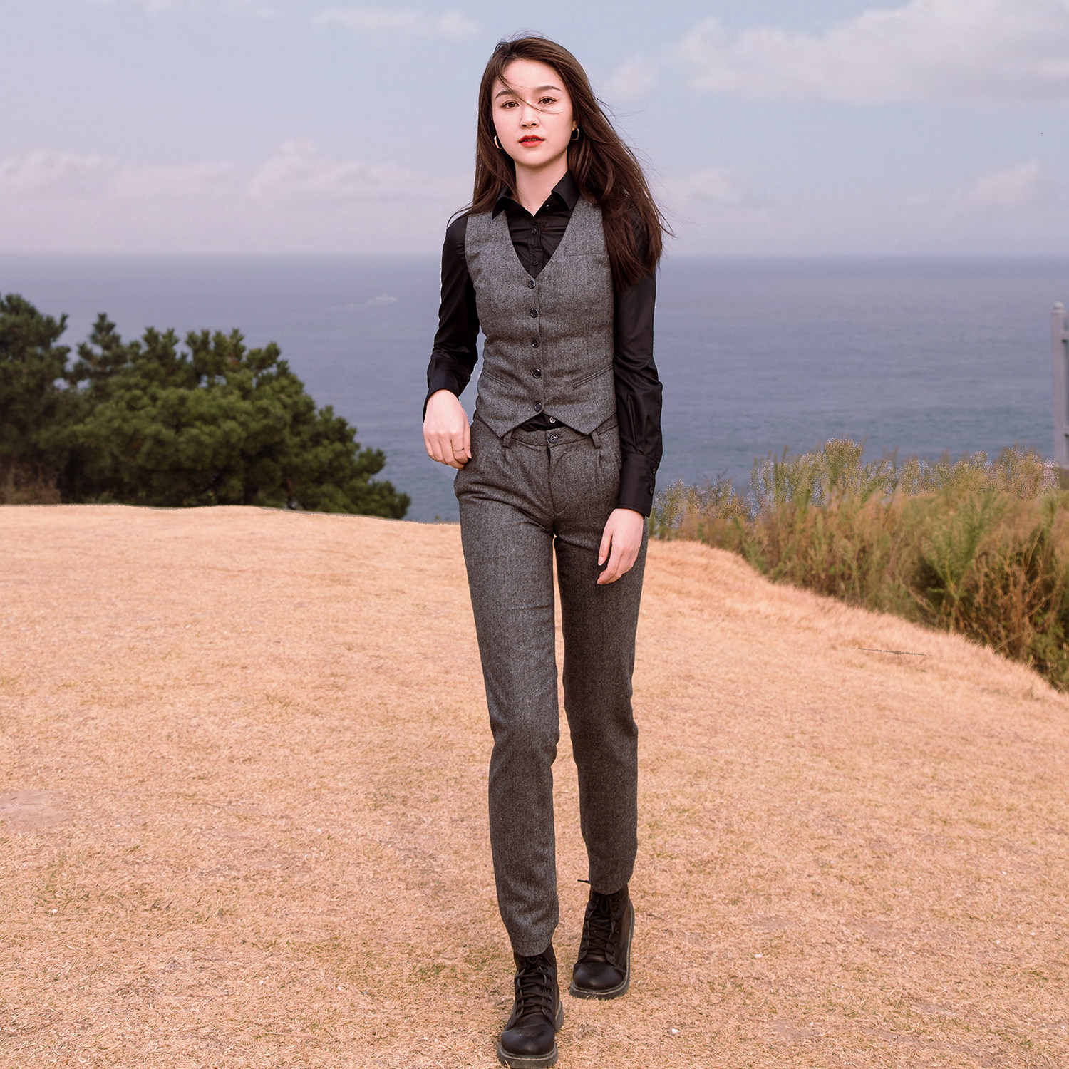Suit Women's autumn and winter small sub winter with retro wool Mao for horse riding clothes with high horse-chia pants two sets