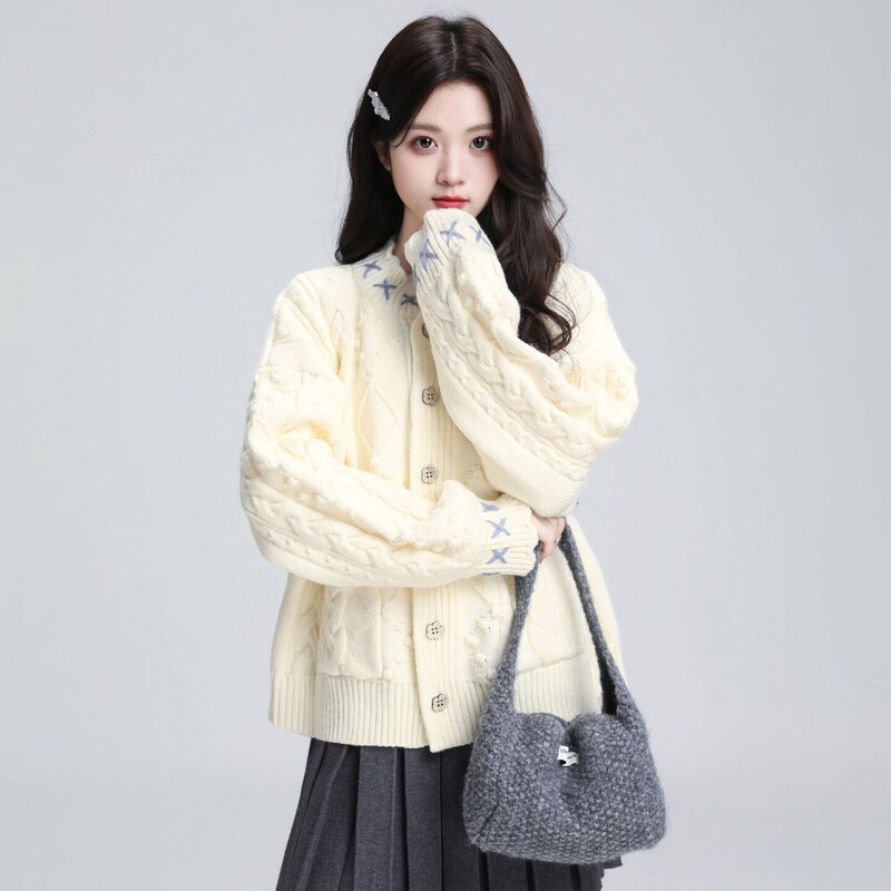 Round Neck Cable Knit Sweater Jacket for Women, Autumn and Winter 2026 New Style, Loose, Casual, Thickened Knit Cardigan Outerwear Round Neck Cable Knit Sweater Jacket for Women, Autumn and Winter 2026 New Style, Loose, Casual, Thickened Knit Cardigan Outerwear