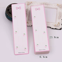 Около 50 карт для клубничных бантов