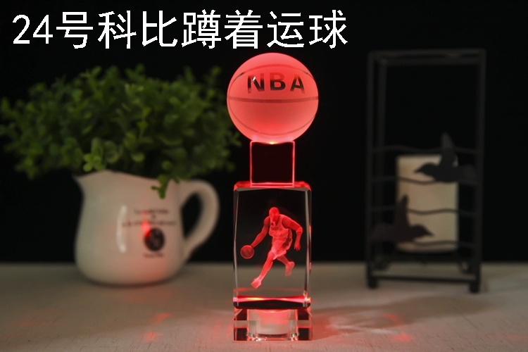 Trang trí bóng rổ NBA Crystal Kobe Curry Harden Owen James Doll Model DIY Male Birthday Gift
