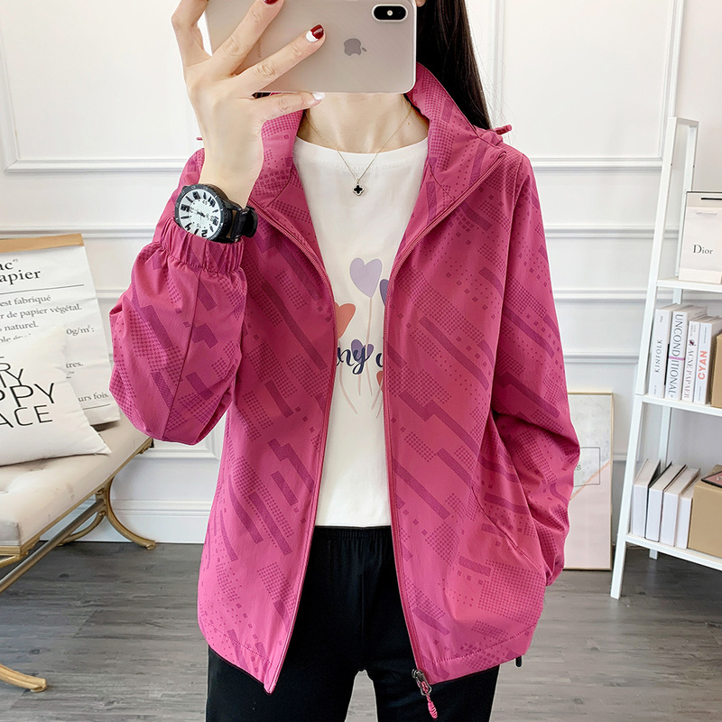 Outdoor Fleece-Lined Medium-Thick Softshell Jacket for Women, Windbreaker, Windproof, Warm, Hiking and Mountaineering Clothing for Women