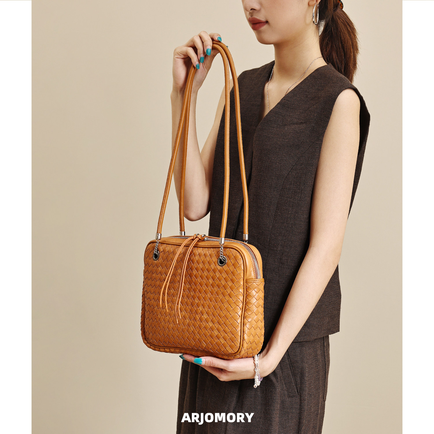 ARJOMORY Original Design Premium Top Grain Cowhide Hand-Woven Women's Bag 2026 New Versatile Shoulder Bag - Thumbnail 4