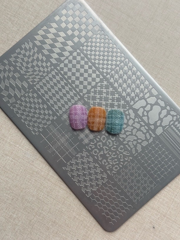Autumn and Winter Plaid Nail Art Printing Steel Plate Diamond Pattern Tweed Pattern Leopard Print Houndstooth Checkerboard Nail Art Transfer Plate