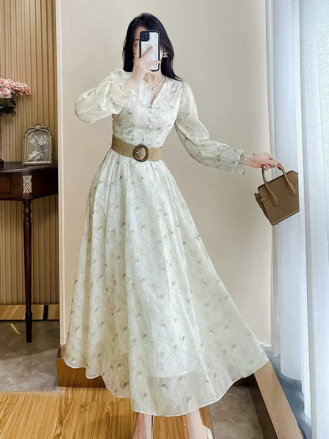 Tea break French floral dress summer 2023 spring new women's clothing celebrity temperament waist skirt high-end sense