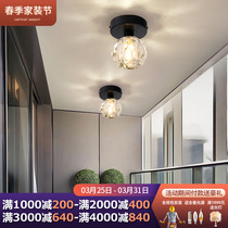 Lampe légère et luxueuse à cristaux de cristal succion lampe Xuanguan Balcony Couloir de Toilet pour piétons minimaliste Lamp à tête unique Moléculaire