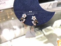 Japan direct mail take up 10k rose gold black and white shell flower ear clip