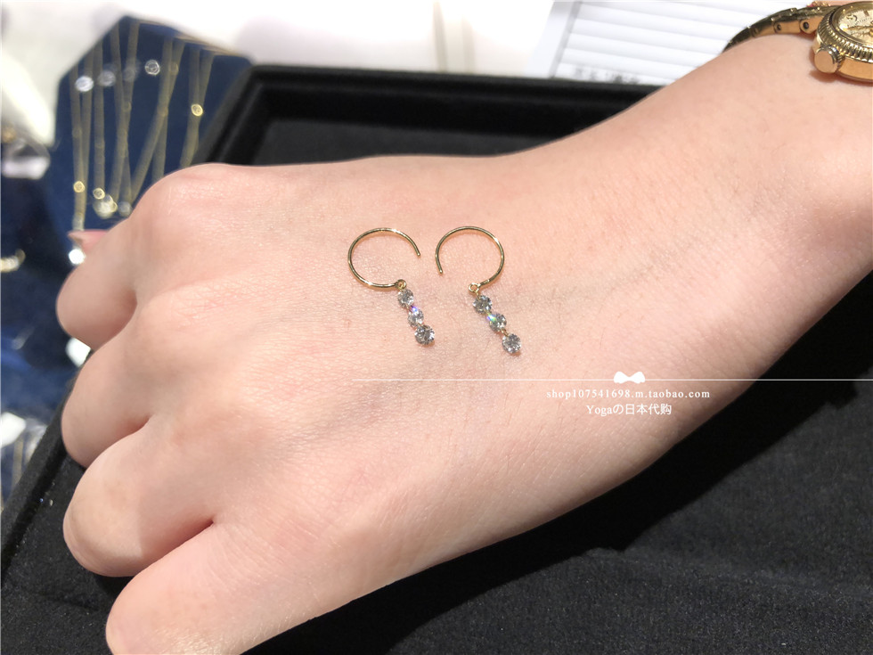 Japan direct mail AHKAH 18k three diamonds combined with 30 ear needles