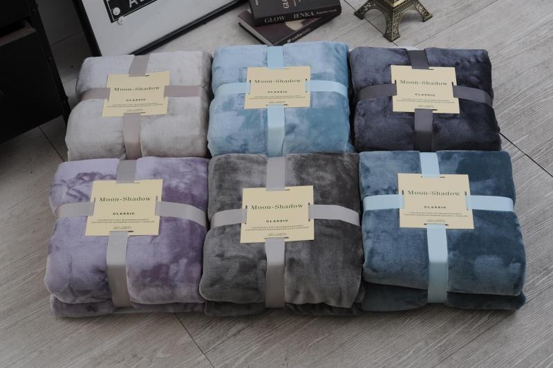 Mùa đông dày flannel san hô fleece chăn chăn sheets sofa chăn đóng dấu bằng văn phòng giản dị chăn