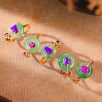 Shu kulai 18k gold and jade shu kulai ring