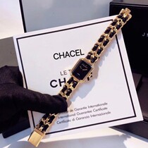 2021 new small fragrant wind watch women square chain ins black gold belt bracelet small fragrance medium ancient small square sugar