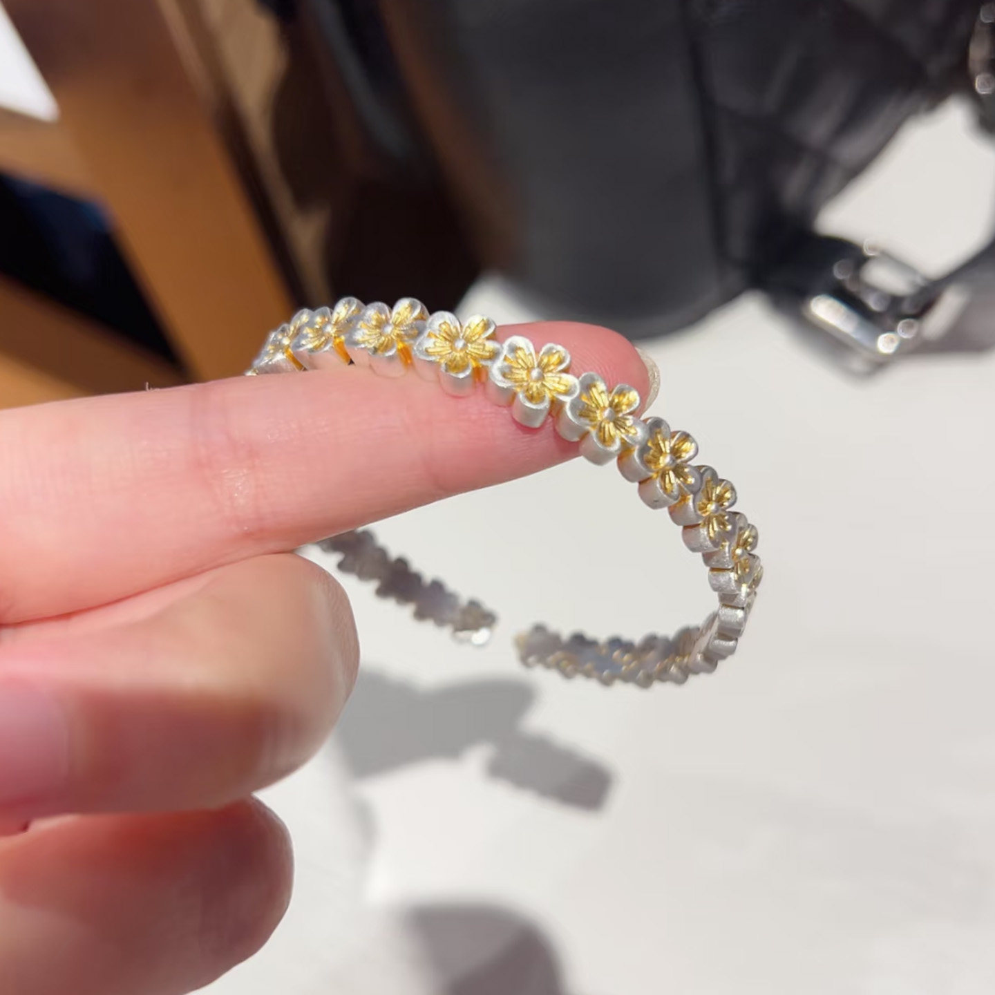 银饰手镯 足银999.9描金桃花朵朵纯银手镯女新中式国风银镯子繁花实心银镯
