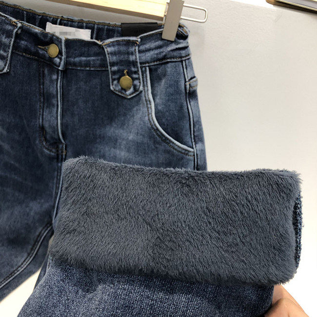 Fat sister winter clothes plus velvet large size jeans women's straight loose 2022 new women's high waist women's pants are thin