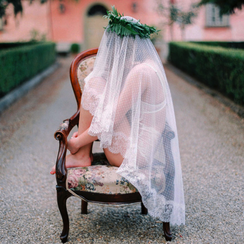 Bride main wedding dress super fairy retro wave point lace wedding travel photo wedding white long veil photo props