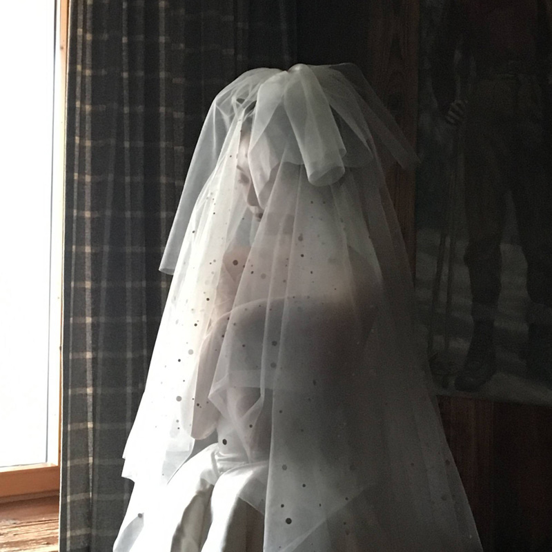 Late night with the same veil customization