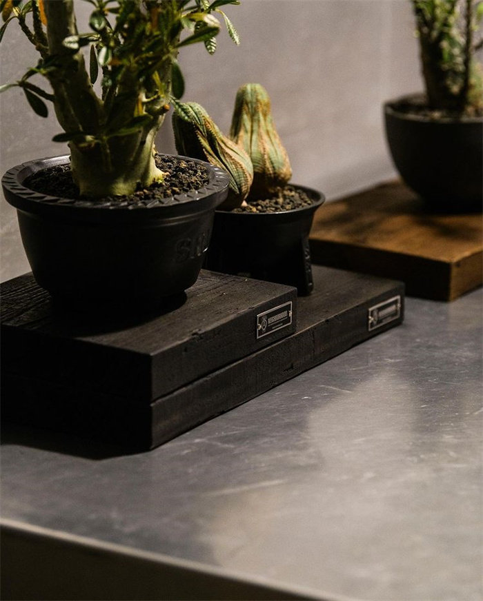 National warehouse NEIGHBORHOOD SRL SQUARE-1 2 W-BOARD Block root flowerpots solid wood base 22SS