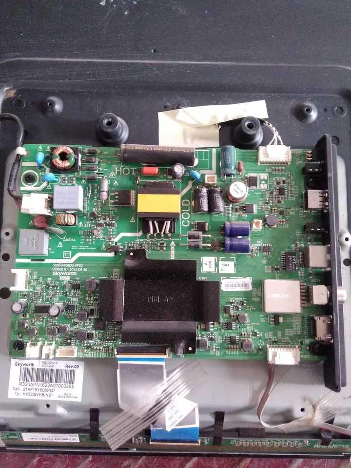 Original Skyworth 32E3500 motherboard 5800-A8S633-0P00 screen RDL320HY (BD0-908)