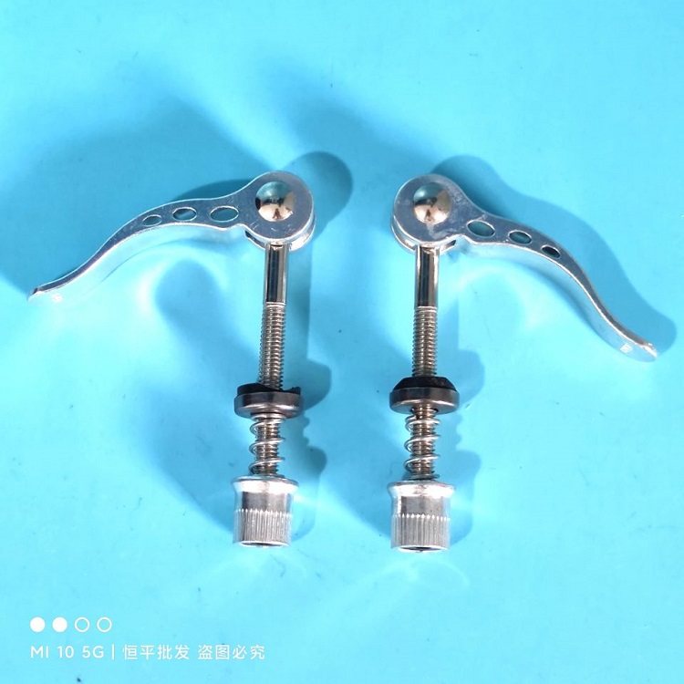 通用多功能粉碎机螺丝卡扣 打粉机锁扣 研磨机快开螺杆卡扣配件