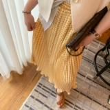 Приталенная клетчатая летняя длинная юбка в складку, делается под заказ, средней длины, большой размер, с акцентом на бедрах