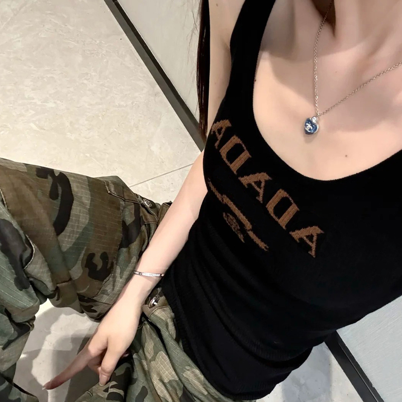 Non-Market Goods~ Shenzhen Nanyou High-End Women's Clothing Letter Jacquard U-Neck Sleeveless Knitted Camisole Top Non-Market Goods~ Shenzhen Nanyou High-End Women's Clothing Letter Jacquard U-Neck Sleeveless Knitted Camisole Top