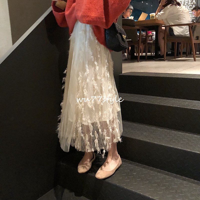 U 77 Nàng tiên Hàn dưới eo cao là quần thun thun eo mềm mại màu bông tuyết tua rua Jacquard Một chiếc váy xòe chữ chân váy công sở cao cấp