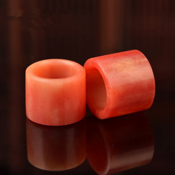 Natural full blood camel bone wrench finger play ring male thumb jewelry animal bone archery ring wrench