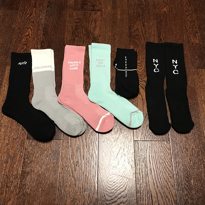 Great value export European and American fashion brand English letter logo skateboard sports hip-hop street sweat-absorbing basketball socks men