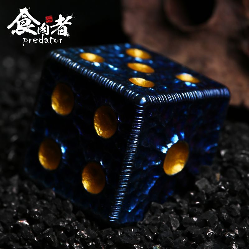 Meat eater titanium alloy dice Moon crater pattern baked blue dot golden sub play portable personality creative Mahjong