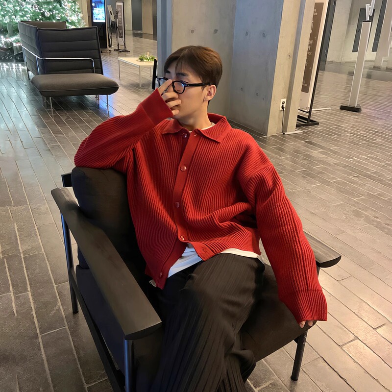 Bright Red Lapel Cardigan Sweater for Men, Spring and Autumn Korean Style Knitwear, New Year's Zodiac Year Festive Sweater Jacket