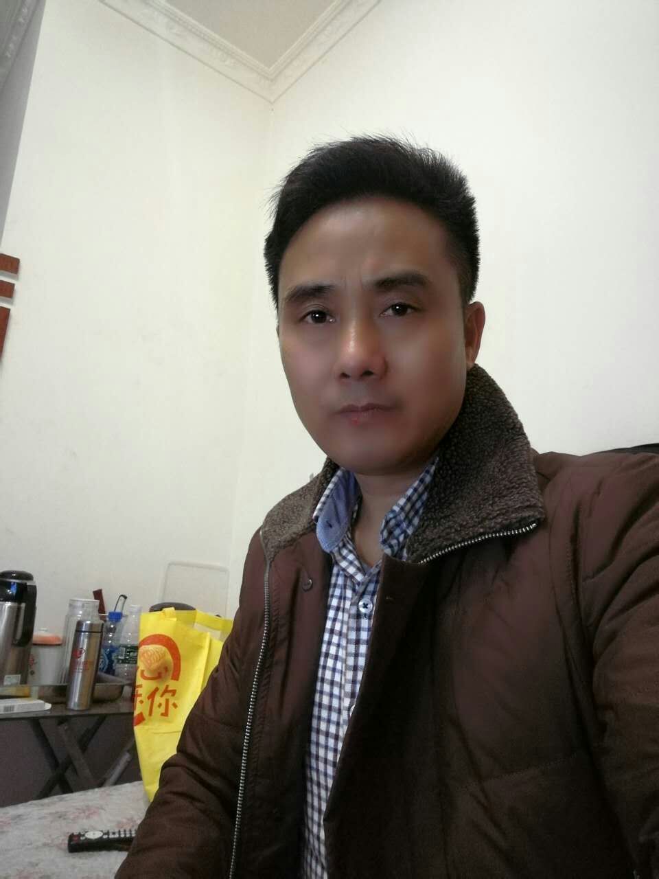 劲霸男装羽绒服外套