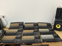 AKA AKAI APC40MK2 bar VJ console large screen video lighting dance music editing controller