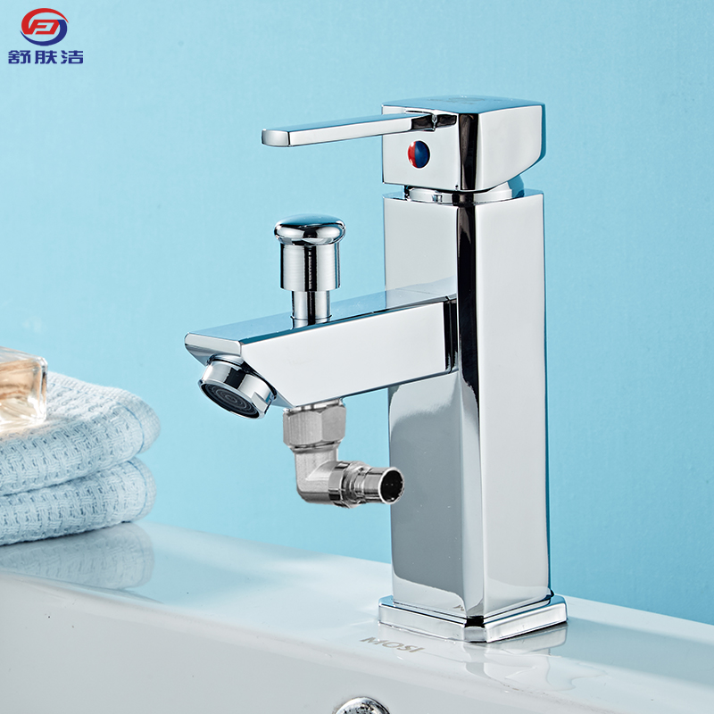 Face plate hot and cold dual-use faucet Face plate wash basin one in two out 6 points 4 points for household washing machine