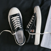 2021 spring new Korean version of low canvas shoes female bear shoes student trendy shoes casual shoes vulcanized shoes Net red shoes