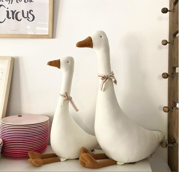 Photo gallery Children's photographic props stay cute with a pillow baby photo and a wind swing decoration Accessories Duck