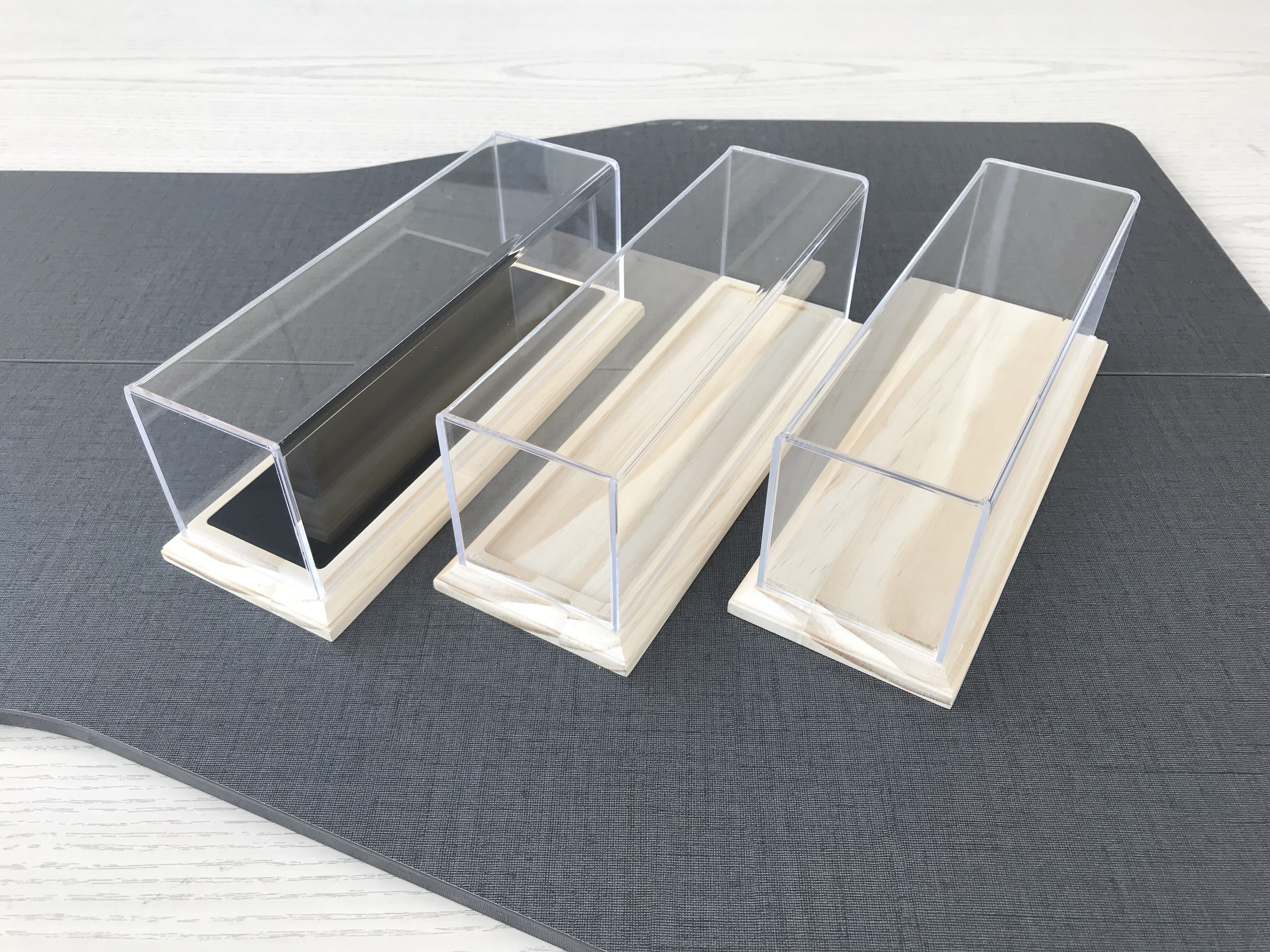 Display case of the ship tank aircraft model 24x8x9cm