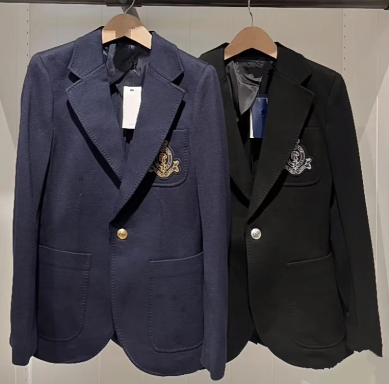 Elegant and Divine~ Wool-Blend Slim-Fit Preppy Style Autumn and Winter Versatile Badge-Embellished Wool-Blend Women's Blazer