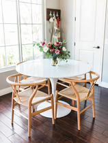 Simple modern round table Net red tea shop round table Nordic tulip table White household small apartment
