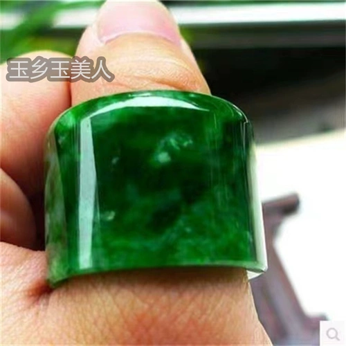 Изумруд сухой зеленые пальцы Пальца Железное Дракон Изумруд полноценный мужской и женский нефрит, нефрит, кольцо пальца, кольцо нефрита кольца